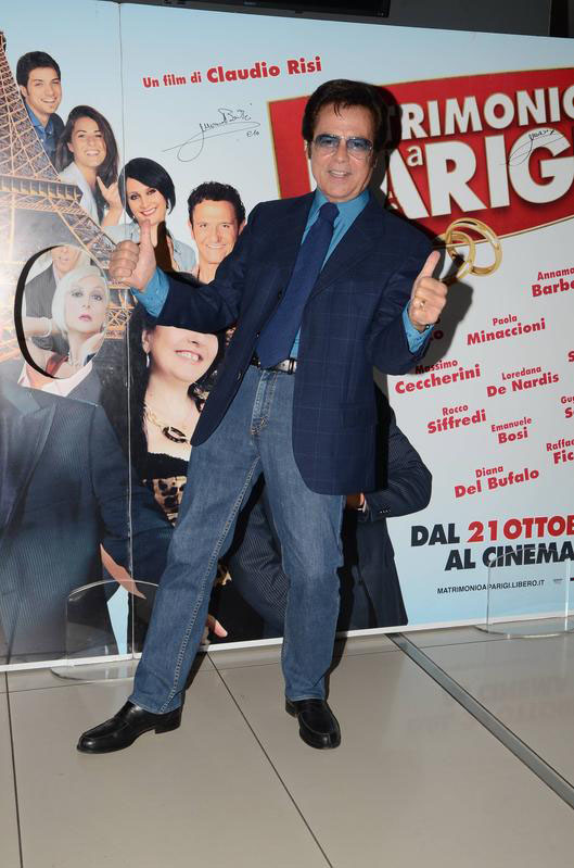 Little Tony/ Don Michele Barone, il “prete dei Vip”, ad Affari: “Un uomo felice di testimoniare la sua fede, devoto alla Madonna”