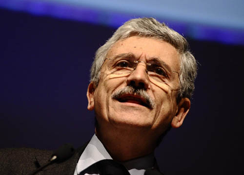 D'alema (2)