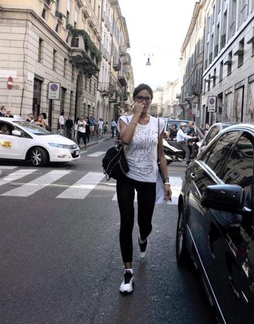 Minetti, palpatine hot in pubblico. Ma con Guè è già finita