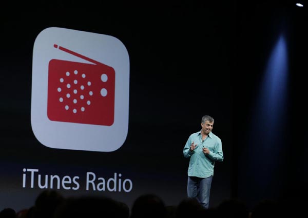 Rivoluzione Apple: nuovo look per iOS, arriva l’iTunes Radio Rivoluzione Apple: nuovo look per iOS, arriva l’iTunes Radio