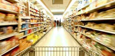 80enne ruba carne al supermarket, condannata a 2 mesi