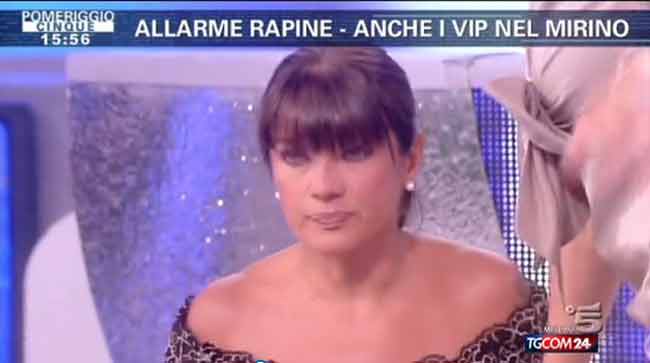 Malore in diretta tv per Ana Laura Ribas Malore in diretta tv per Ana Laura Ribas