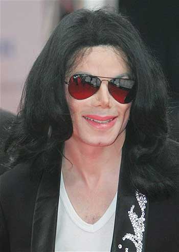 Michael Jackson non dormiva da 60 giorni. La verità sulla morte Michael Jackson non dormiva da 60 giorni. La verità sulla morte