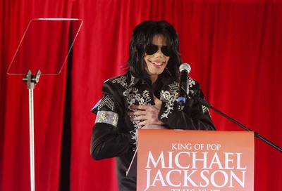 Michael Jackson non dormiva da 60 giorni. La verità sulla morte Michael Jackson non dormiva da 60 giorni. La verità sulla morte