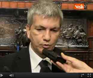 Vendola: la sentenza Berlusconi getta un’ombra sulla vita politica