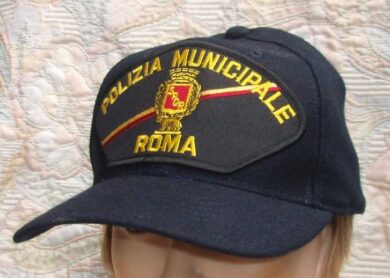 Il centro storico nel caos. La rivolta dei vigili urbani