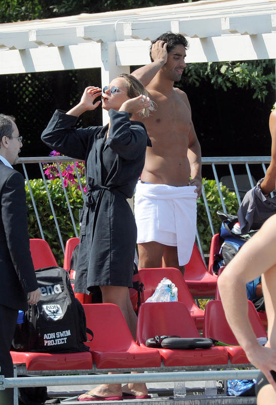 Pellegrini alla riconquista di Filippo: sexy spogliarello davanti a Magnini Pellegrini alla riconquista di Filippo: sexy spogliarello davanti a Magnini