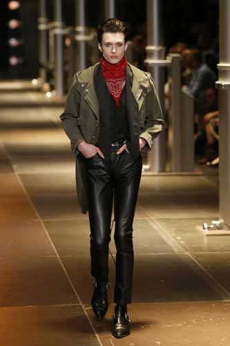 Da Saint Laurent ad Apple: Deneve  torna a casa