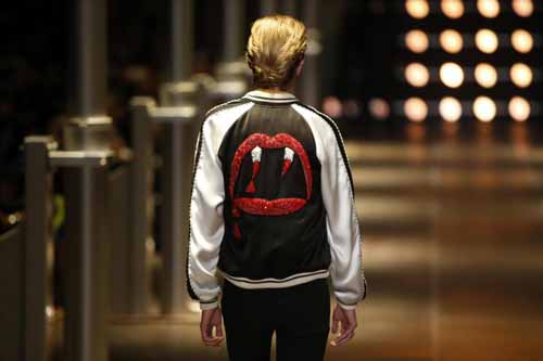 Da Saint Laurent ad Apple: Deneve  torna a casa