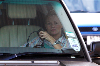 Kate Moss, le foto da un milione e mezzo di dollari finiscono all’asta Kate Moss, le foto da un milione e mezzo di dollari finiscono all’asta