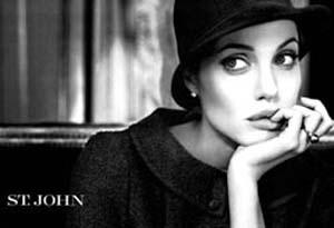 Angelina Jolie torna al lavoro dopo la mastectomia Angelina Jolie torna al lavoro dopo la mastectomia