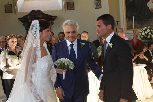 Minacce su Facebook alla Carfagna: “Ti veniamo a prendere…” Minacce su Facebook alla Carfagna: “Ti veniamo a prendere…”