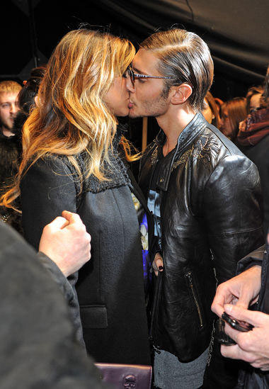 Belen mostra il volto di Santiago