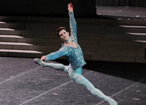 Balletto/ Applausi alla prima de “Il lago dei cigni” alla Scala Balletto/ Applausi alla prima de “Il lago dei cigni” alla Scala