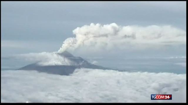 Eruzione record del vulcano Popocatepeti. Panico Eruzione record del vulcano Popocatepeti. Panico