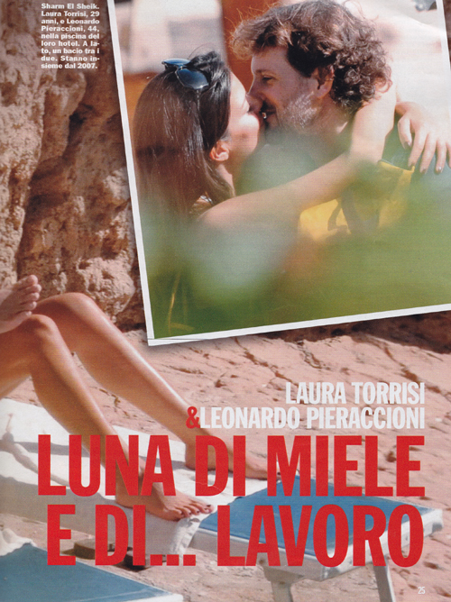 Torrisi quasi nuda tra le onde: miss Pieraccioni in versione sexy sirena Torrisi quasi nuda tra le onde: miss Pieraccioni in versione sexy sirena