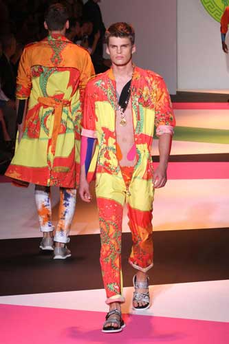 Private equity/Qatar-Fsi staccano un assegno da 200 milioni per Versace