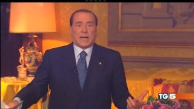 Berlusconi mezzo falco. Governo salvo (per ora)