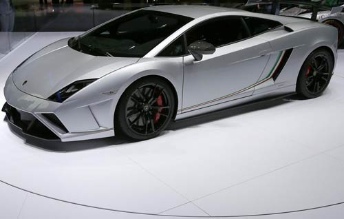 L’automobile andrà da sola. Così l’hi-tech rivoluziona la guida L’automobile andrà da sola. Così l’hi-tech rivoluziona la guida