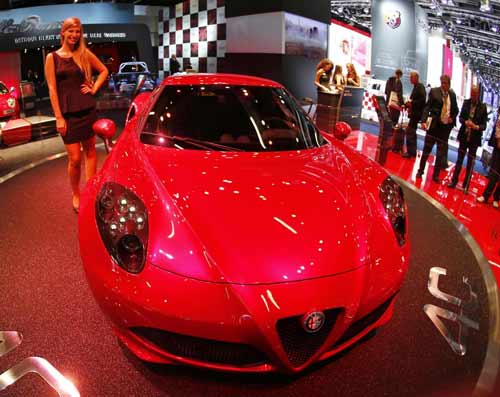 L’automobile andrà da sola. Così l’hi-tech rivoluziona la guida L’automobile andrà da sola. Così l’hi-tech rivoluziona la guida