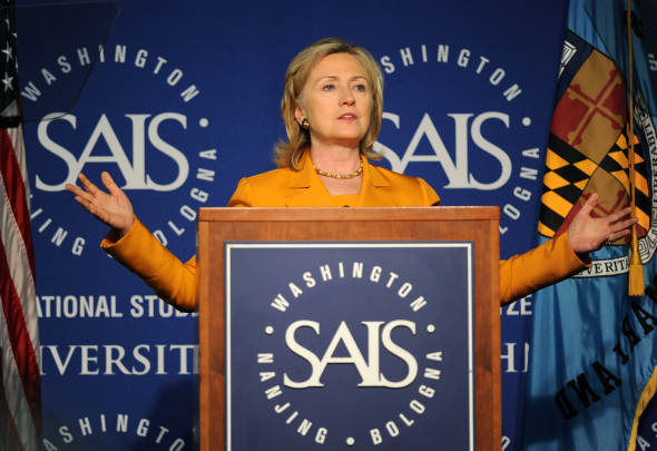 Usa 2016, Hillary si scalda. “Sto valutando se correre” Usa 2016, Hillary si scalda. “Sto valutando se correre”
