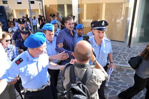 Melania, pena ridotta per Parolisi: condannato a 30 anni di carcere Melania, pena ridotta per Parolisi: condannato a 30 anni di carcere