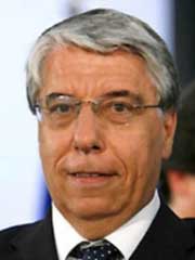 Pdl, sono 10 i senatori dissidenti. Ma al governo Letta non bastano