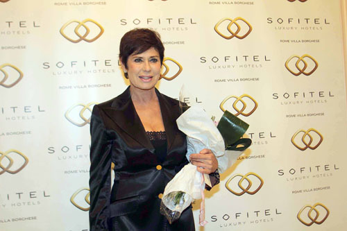 Il fidanzato di Corinne Clery: “Mi ha lasciato per stare sotto i riflettori” Il fidanzato di Corinne Clery: “Mi ha lasciato per stare sotto i riflettori”