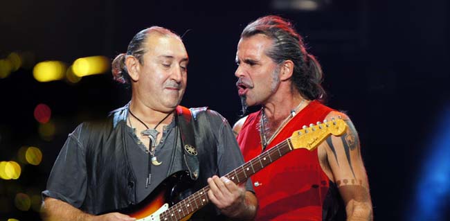 Pelù e il successo della reunion dei Litfiba: “Ragazzi, le utopie sono ancora necessarie” Pelù e il successo della reunion dei Litfiba: “Ragazzi, le utopie sono ancora necessarie”