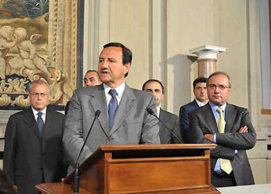 Priebke? “Sepolto nella Sinagoga”. “Fratelli ebrei, siate misericordiosi”