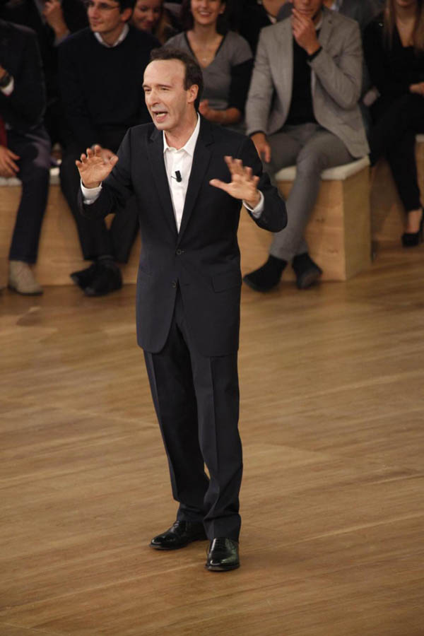 benigni show (28) benigni show (28)