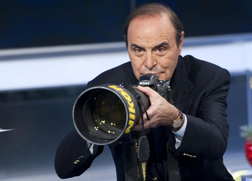 Dopo i casi di Fazio e Crozza, ora fa discutere il maxi-compenso di Bruno Vespa Dopo i casi di Fazio e Crozza, ora fa discutere il maxi-compenso di Bruno Vespa