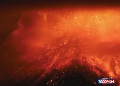 Serie di scosse in Sicilia, e l’Etna torna a farsi sentire