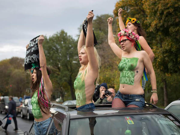 Femen e Bob Marley: tutti contro il governo saudita Femen e Bob Marley: tutti contro il governo saudita