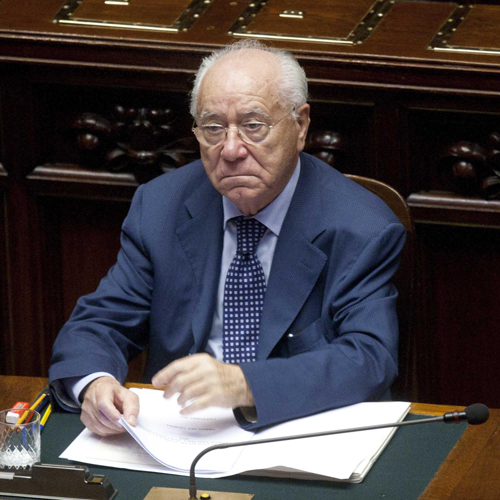 Napolitano? Ci costa 13 milioni. Ecco la classifica dei politici più cari Napolitano? Ci costa 13 milioni. Ecco la classifica dei politici più cari