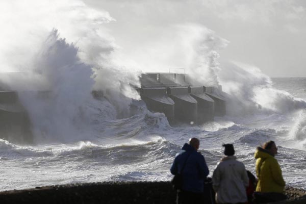 La tempesta di San Giuda sconvolge l’Europa: morti e dispersi