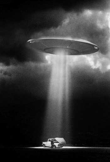 Margherita Hack, l’ultimo libro risponde alla domanda: “C’è qualcuno là fuori?”