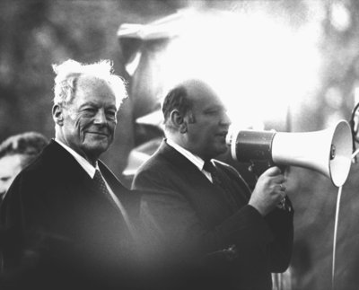 Putin vuole una nuova Urss. Un muro lungo il confine con l’Ucraina