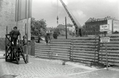 Putin vuole una nuova Urss. Un muro lungo il confine con l’Ucraina