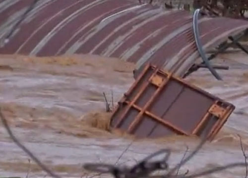 Alluvione in Sardegna: morti e feriti. Più di 2700 gli sfollati Alluvione in Sardegna: morti e feriti. Più di 2700 gli sfollati