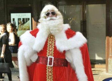 Usa/ Molestie sull’elfa, Babbo Natale in carcere