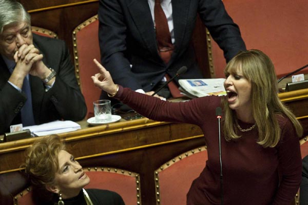Berlusconi non è più senatore. “Democrazia in lutto” Berlusconi non è più senatore. “Democrazia in lutto”