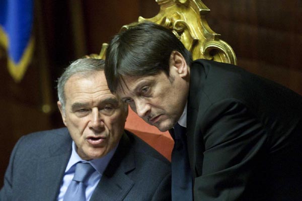 Berlusconi non è più senatore. “Democrazia in lutto” Berlusconi non è più senatore. “Democrazia in lutto”