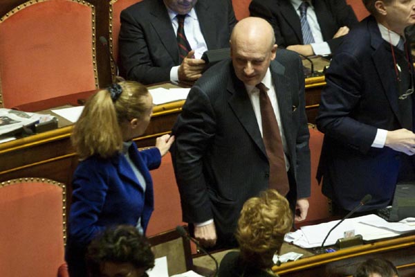 Berlusconi non è più senatore. “Democrazia in lutto” Berlusconi non è più senatore. “Democrazia in lutto”