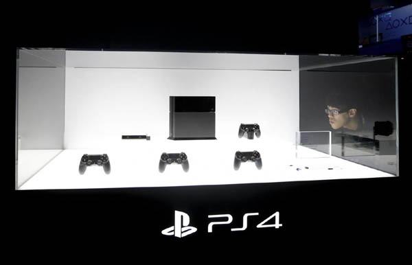 PS4 punta al record di vendite. La presentazione è uno show