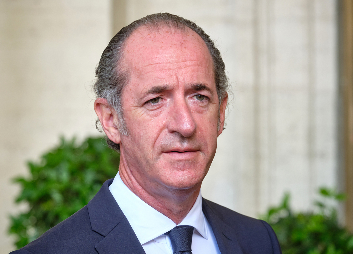 Effetto decadenza, sale Pd e FI. E Zaia è il governatore più amato Effetto decadenza, sale Pd e FI. E Zaia è il governatore più amato