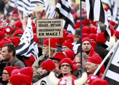 Ecotassa, continua la protesta fiscale. Autostrade bloccate dai camion