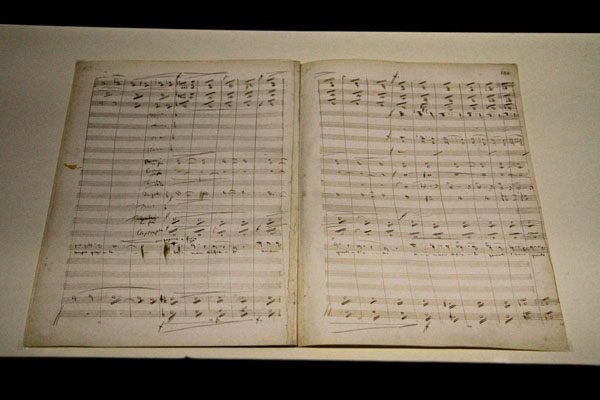 Traviata, sale la febbre da Prima. Ecco dove seguire la diretta Traviata, sale la febbre da Prima. Ecco dove seguire la diretta