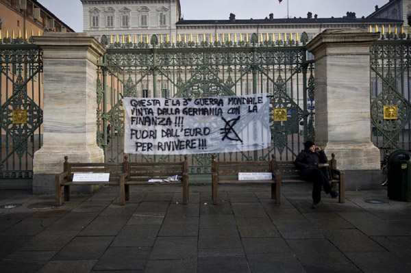 Forconi, proteste in tutta Italia. Scontri a Torino Forconi, proteste in tutta Italia. Scontri a Torino
