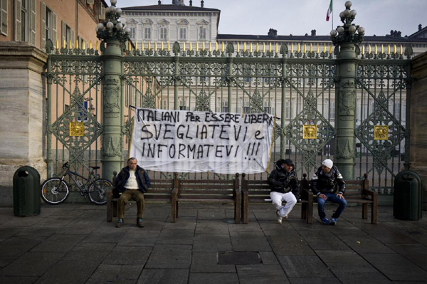 Forconi, proteste in tutta Italia. Scontri a Torino Forconi, proteste in tutta Italia. Scontri a Torino